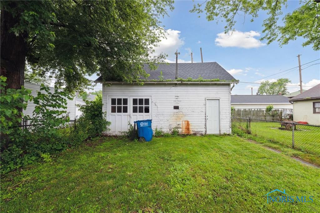 322 Valleywood Drive