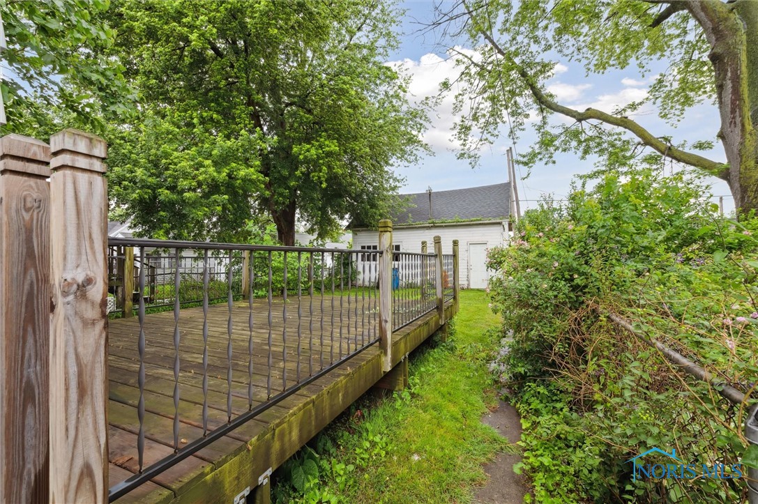 322 Valleywood Drive