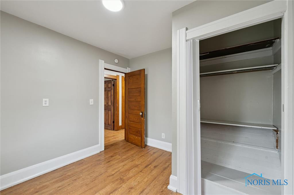 322 Valleywood Drive