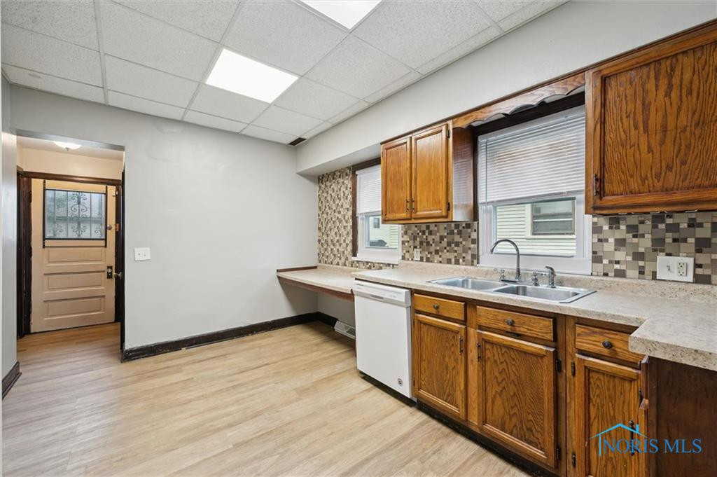 322 Valleywood Drive