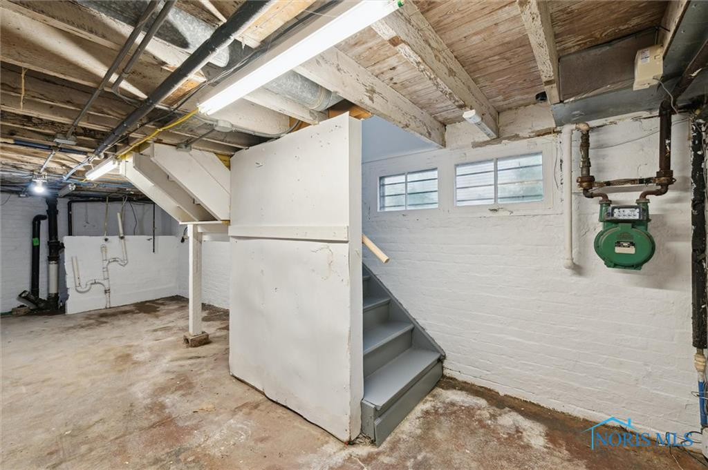 322 Valleywood Drive