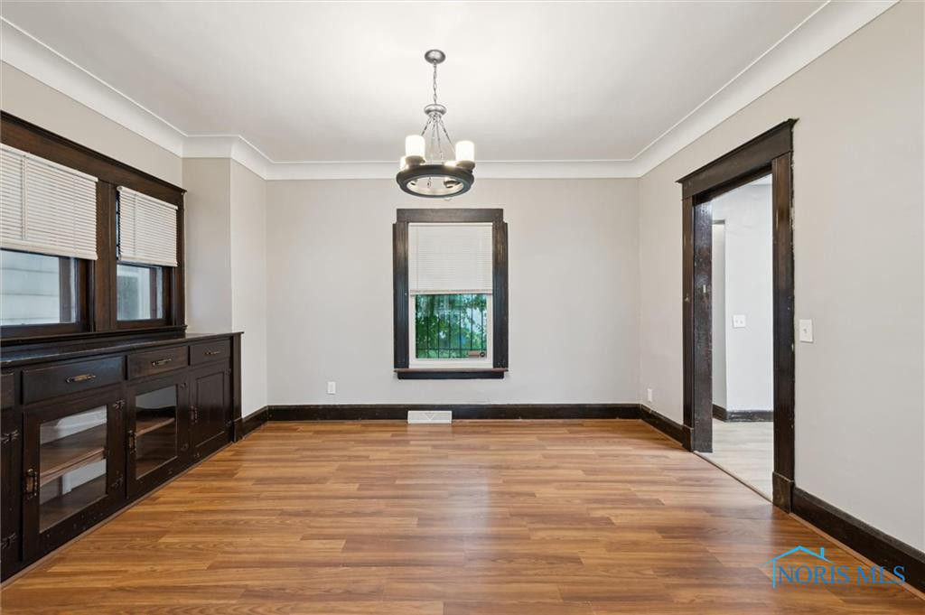 322 Valleywood Drive