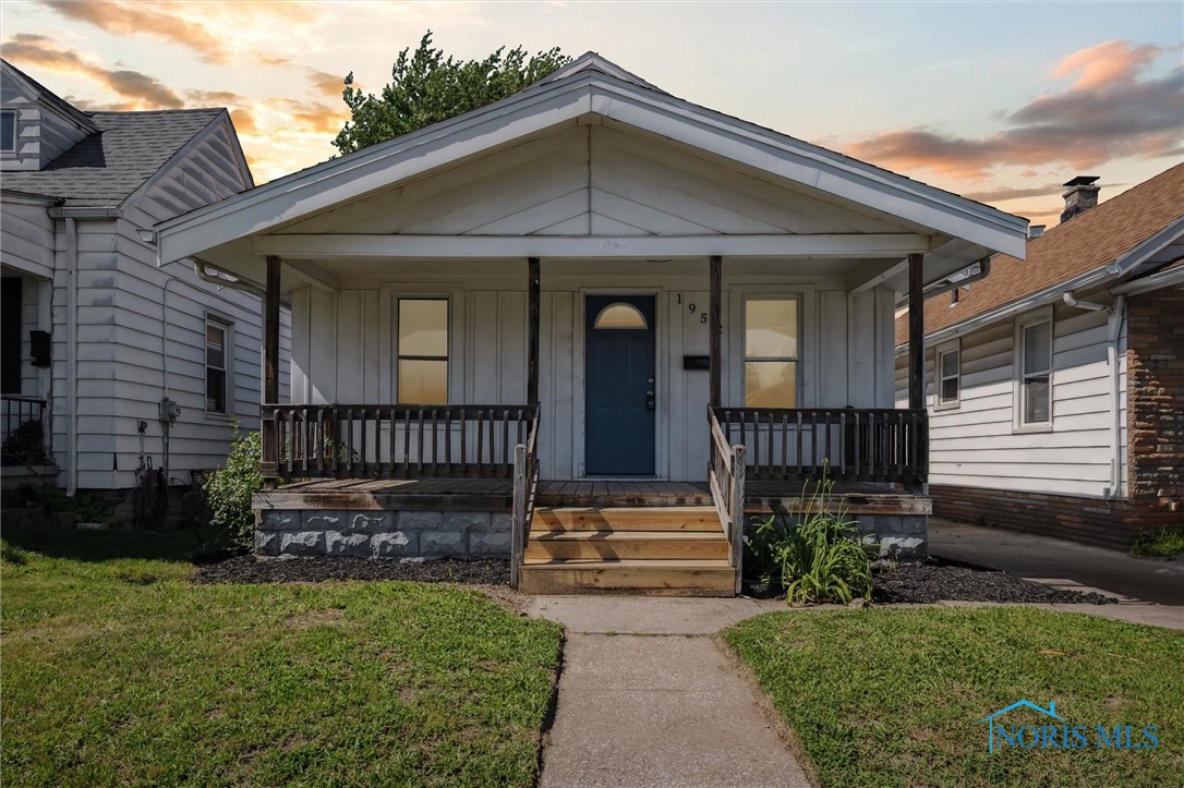1952 Fairfax Road