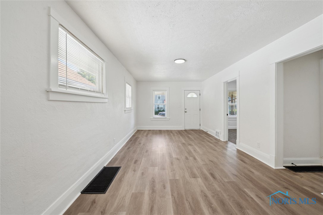 1952 Fairfax Road
