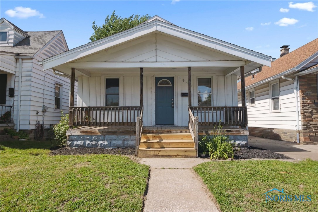 1952 Fairfax Road