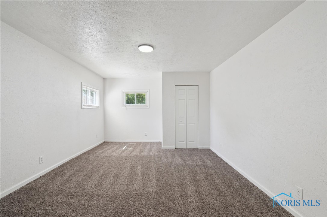 1952 Fairfax Road