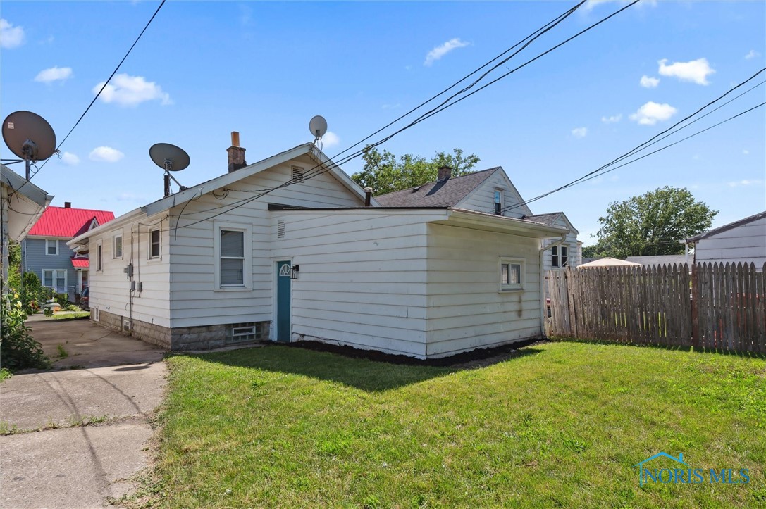 1952 Fairfax Road