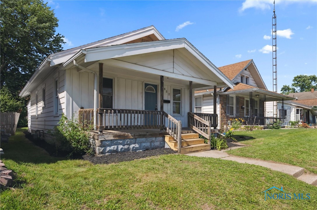 1952 Fairfax Road