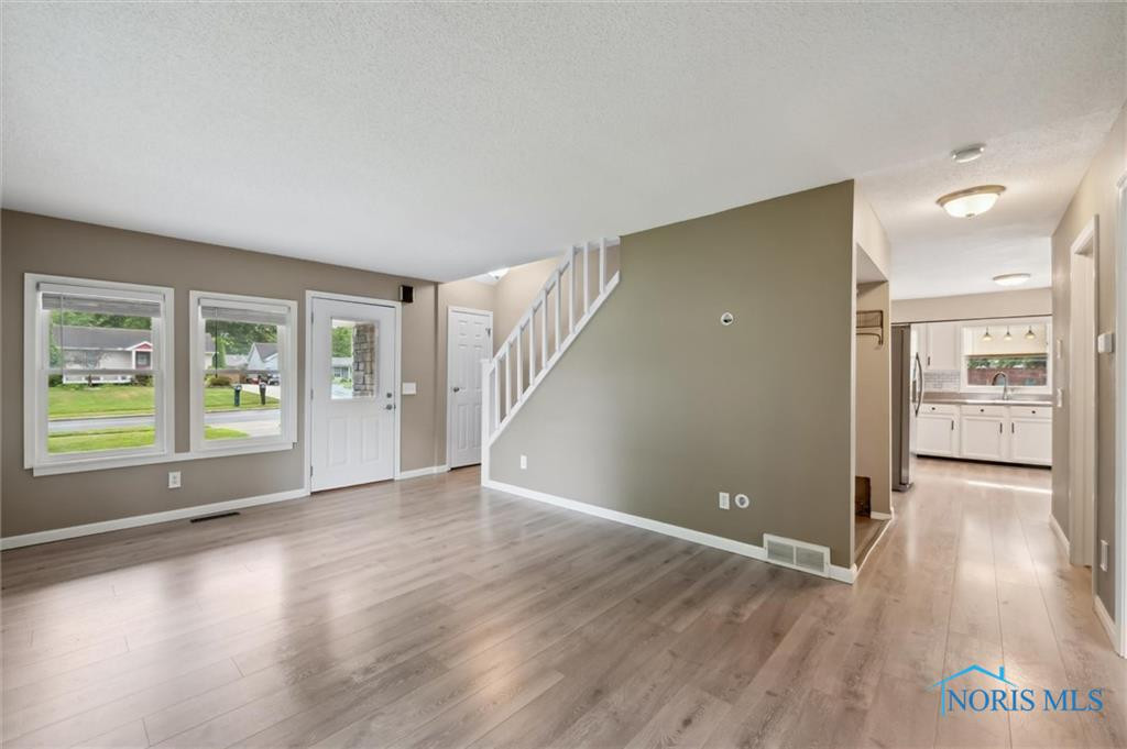 7044 Springfield Drive