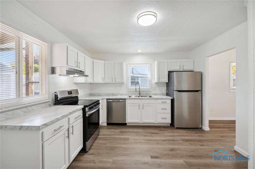 433 Mayfair Boulevard