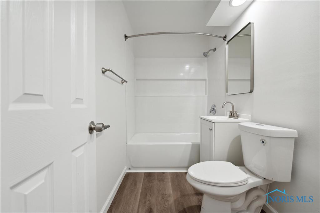 433 Mayfair Boulevard