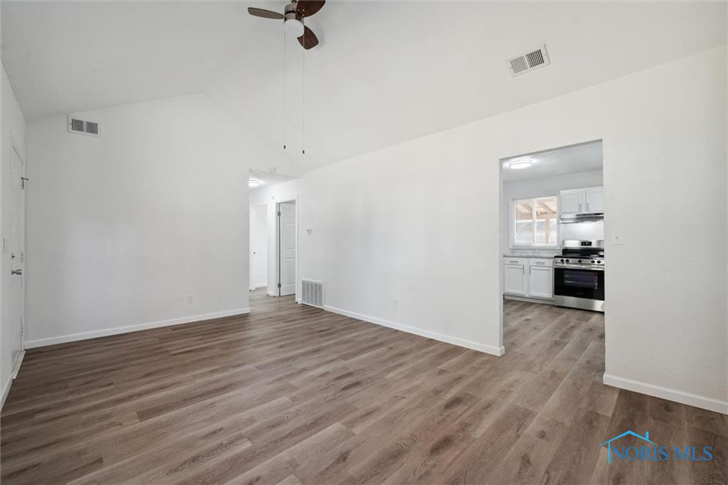 433 Mayfair Boulevard