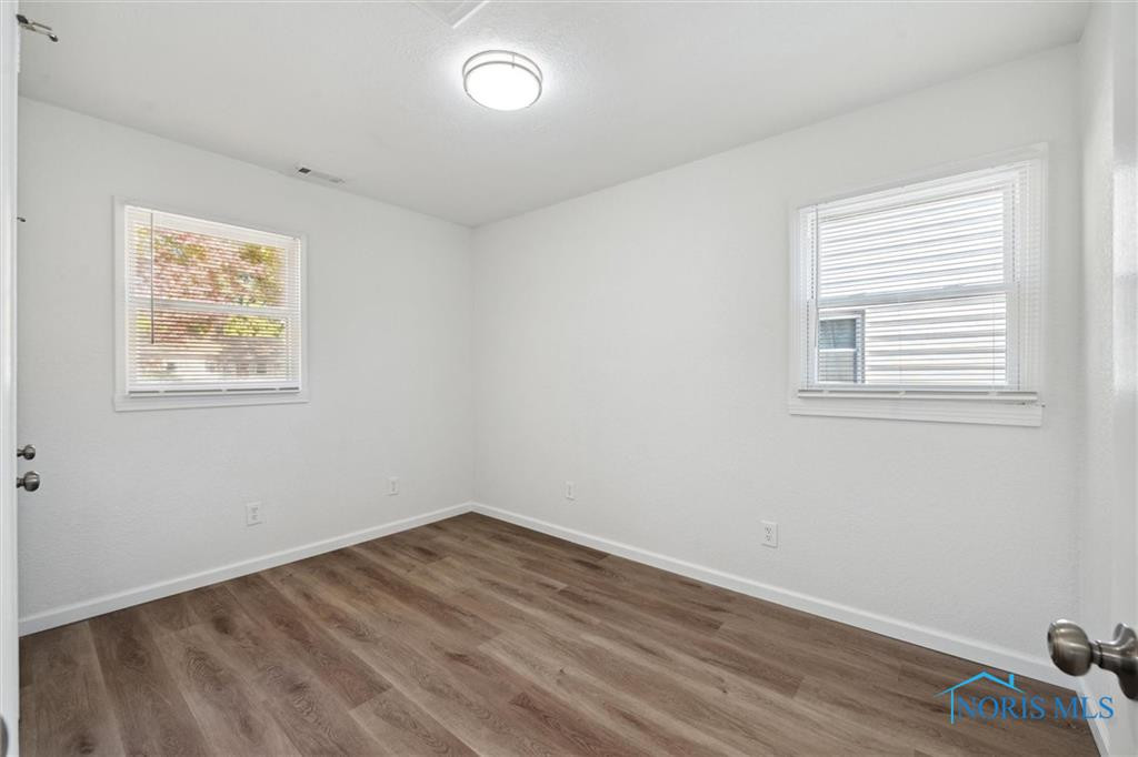 433 Mayfair Boulevard