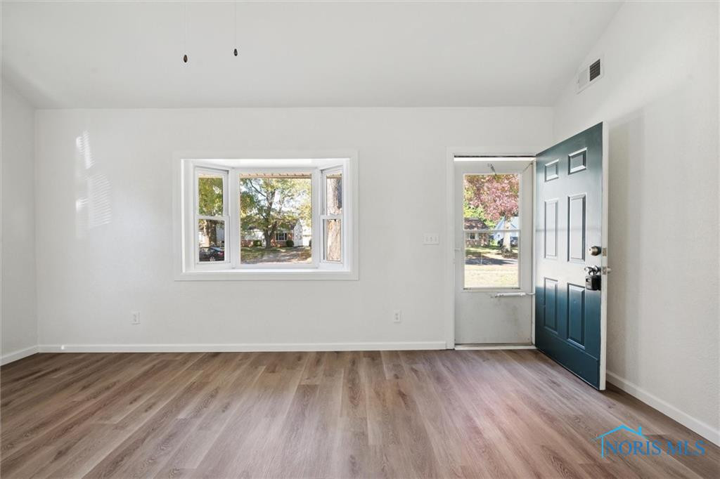 433 Mayfair Boulevard