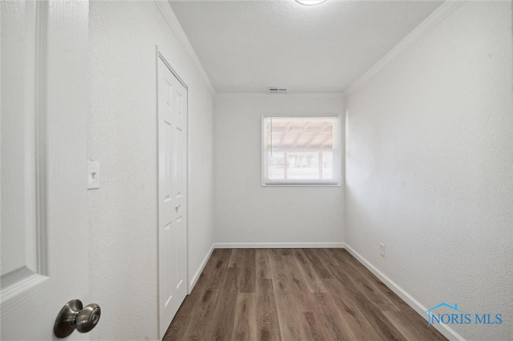 433 Mayfair Boulevard