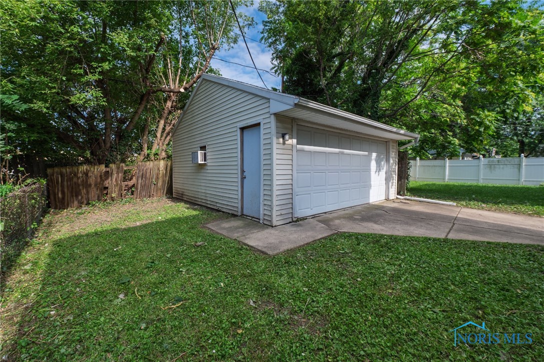 4112 Packard Road