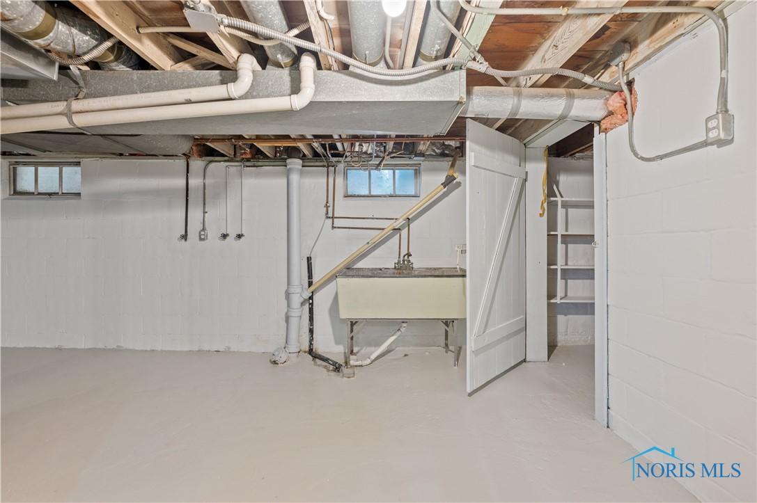 4112 Packard Road