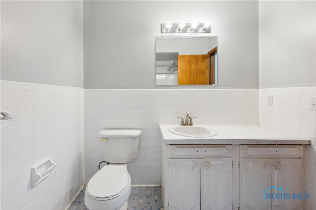 3330 Arlington 6