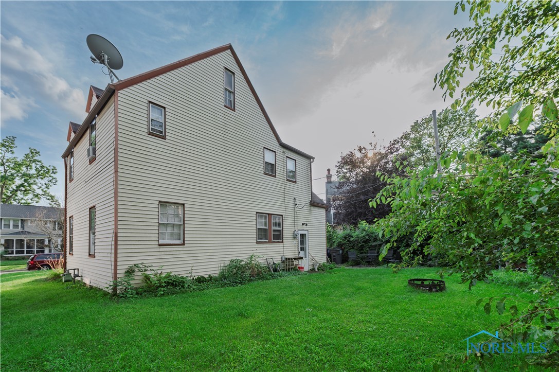 1326 Sabra Road