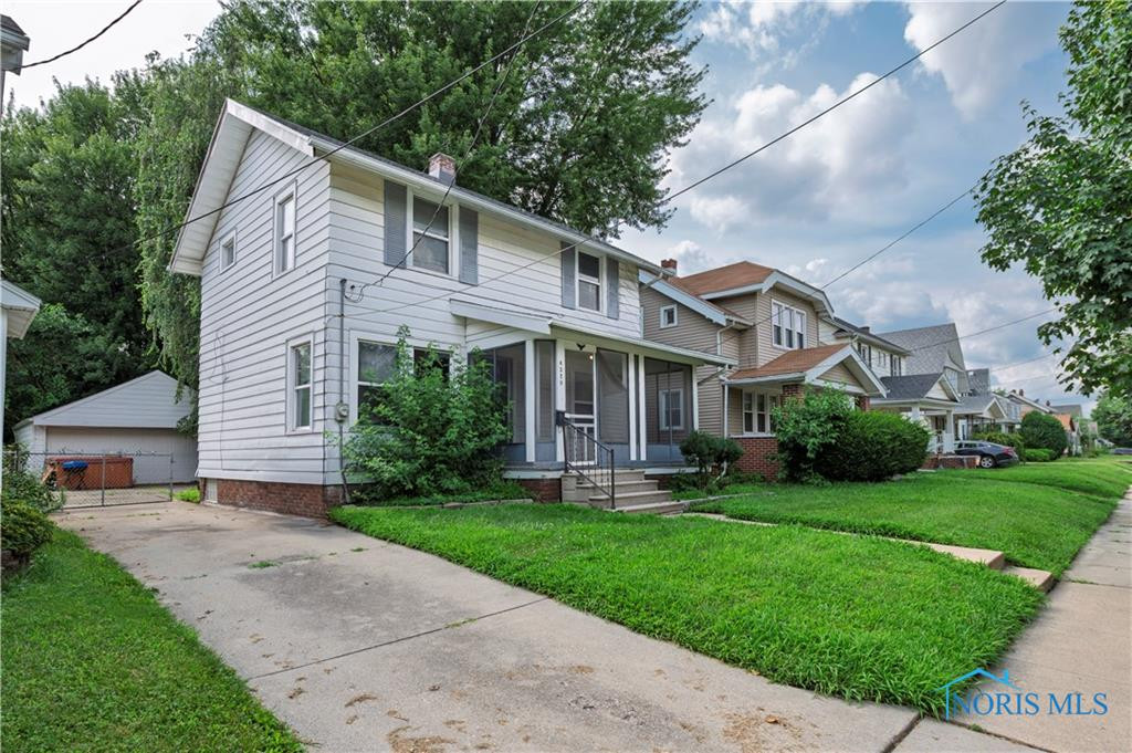 4329 Commonwealth Avenue