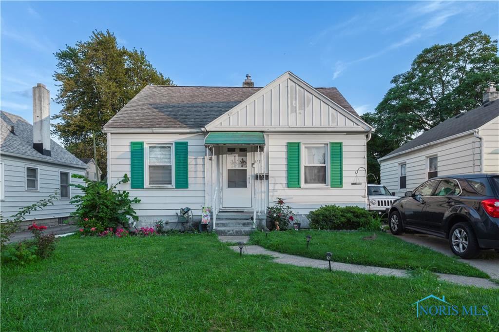 451 W Crawford Avenue