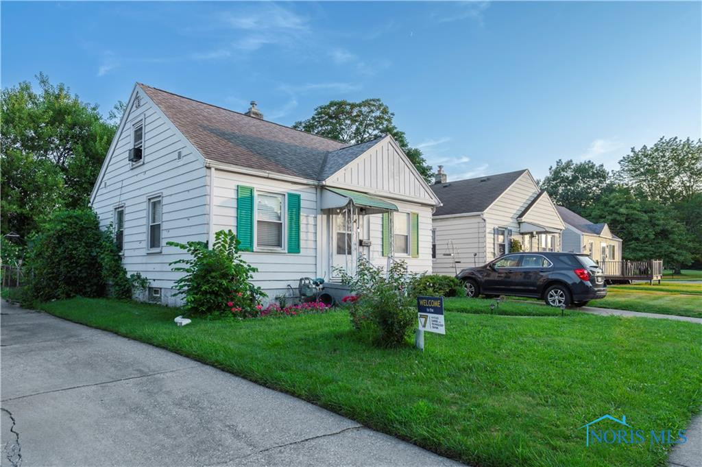 451 W Crawford Avenue