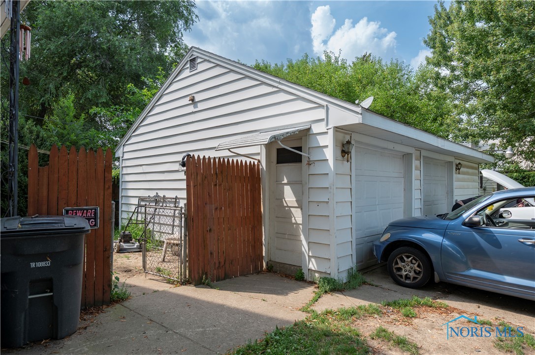 902 Brinton Drive