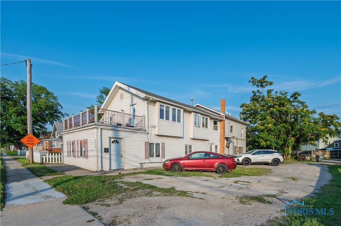 5912 Edgewater Drive