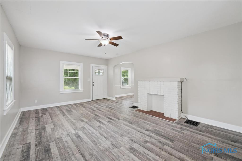 4318 Commonwealth Avenue