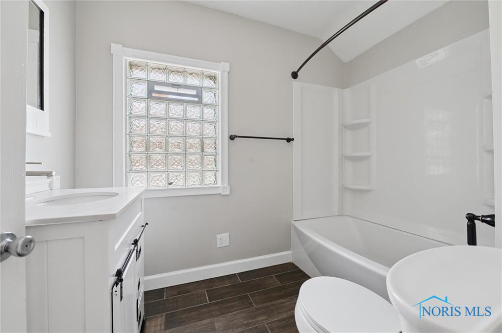 4318 Commonwealth Avenue