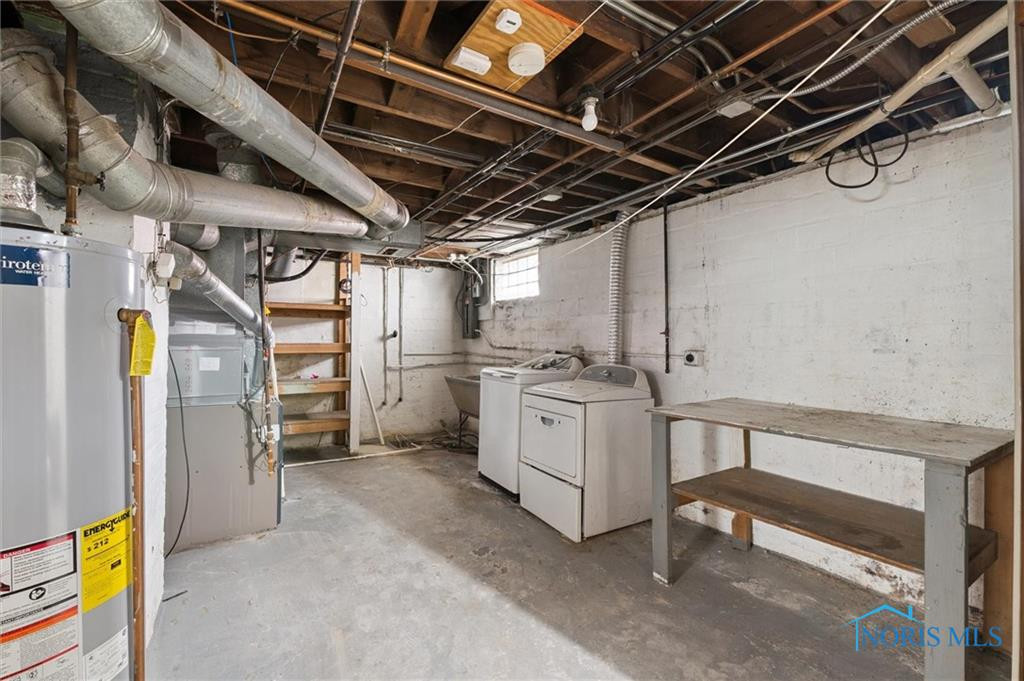 4318 Commonwealth Avenue