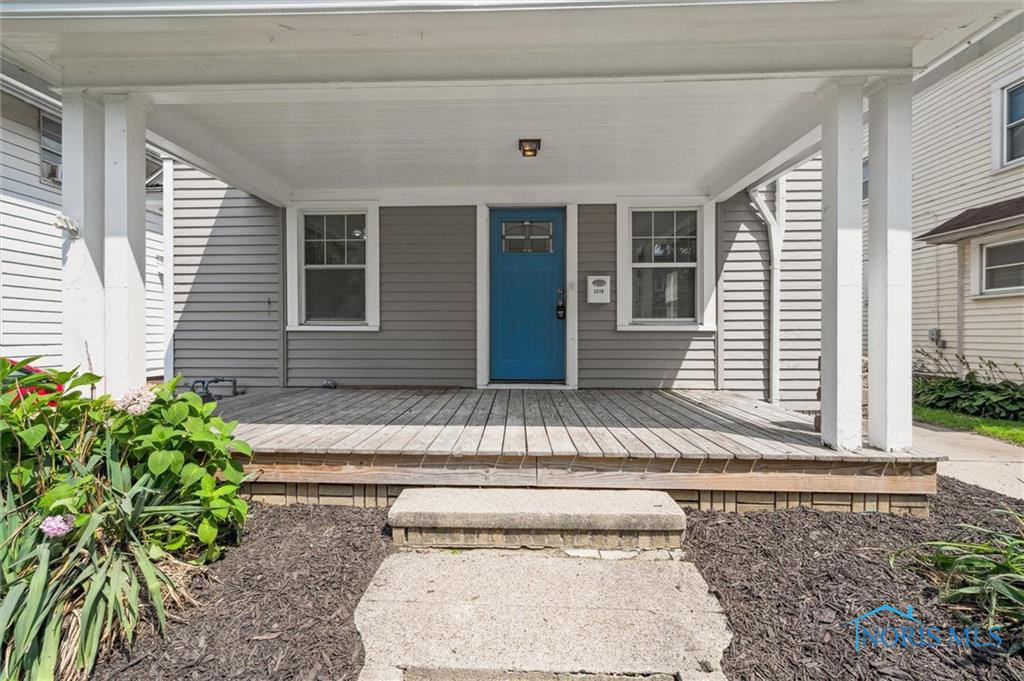 4318 Commonwealth Avenue