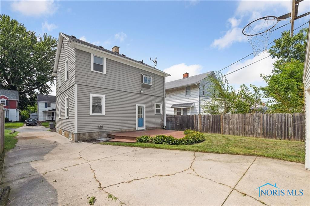 4318 Commonwealth Avenue