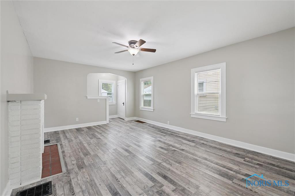 4318 Commonwealth Avenue