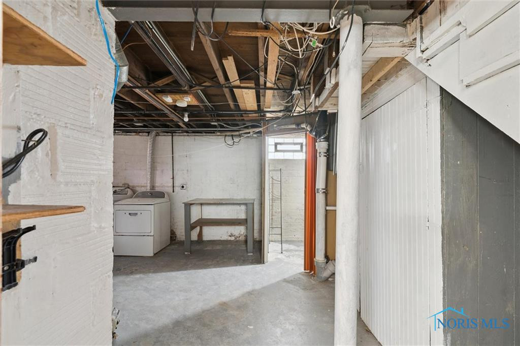 4318 Commonwealth Avenue