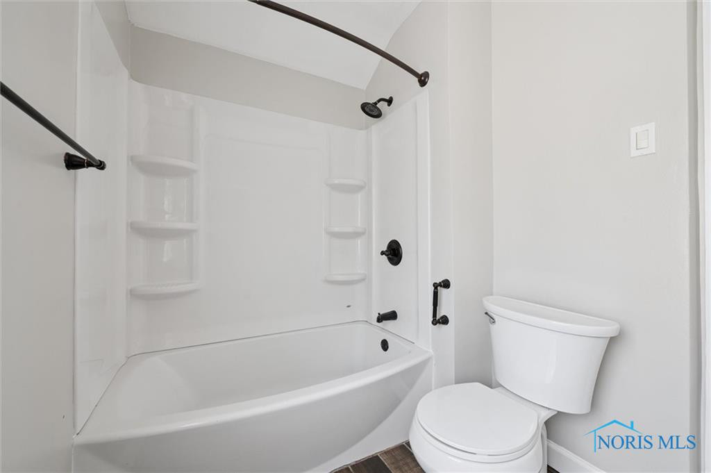 4318 Commonwealth Avenue