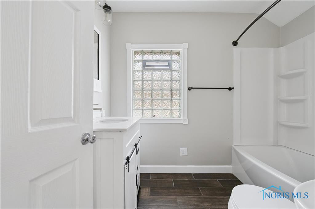 4318 Commonwealth Avenue