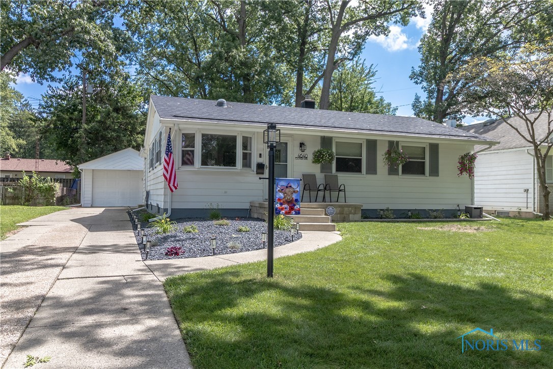 4640 Clover Lane