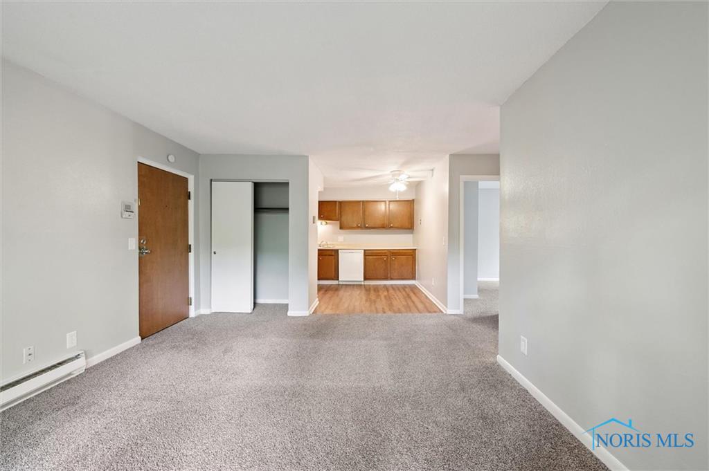 3348 Arlington Avenue 6