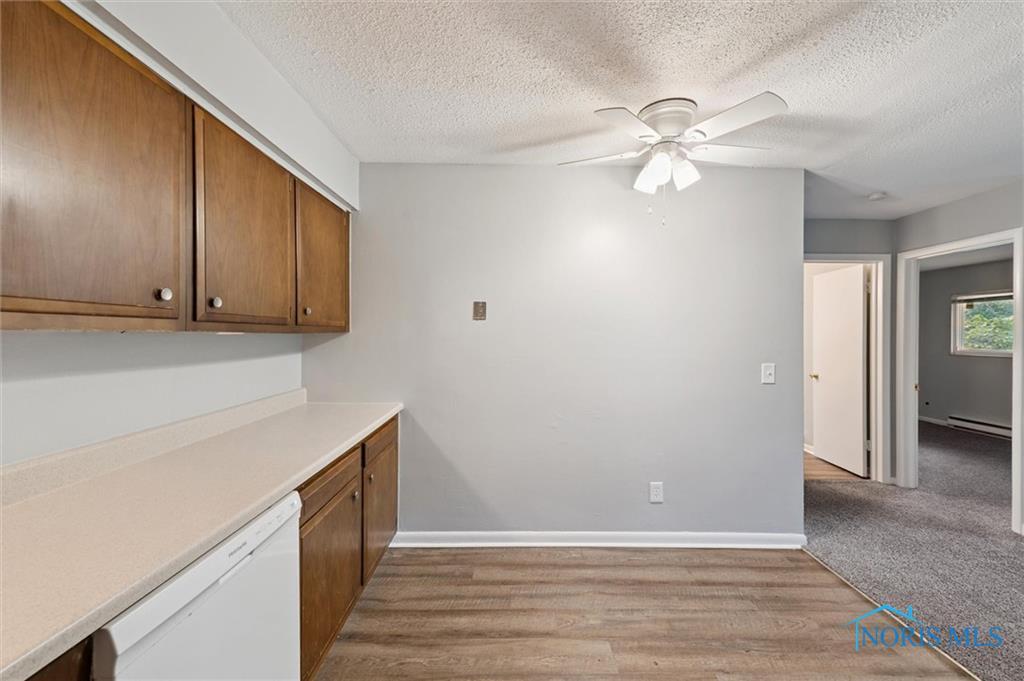 3348 Arlington Avenue 6