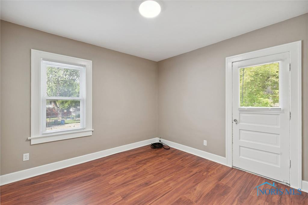 2030 Wyndhurst Road Lower