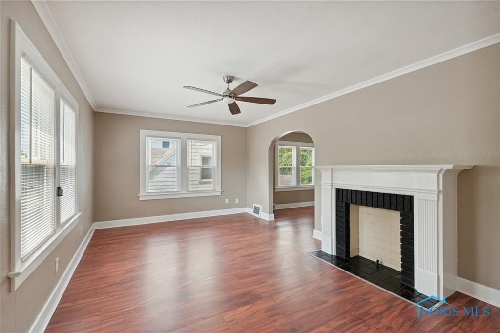 2030 Wyndhurst Road Lower