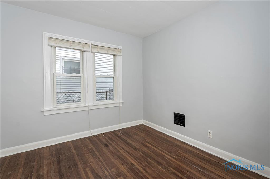 2517 Montebello Road Lower