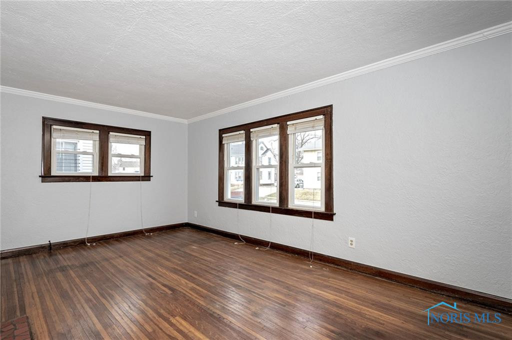 2517 Montebello Road Lower