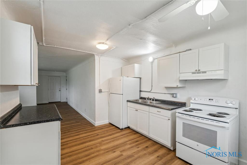 2224 Torrey Hill Drive 1