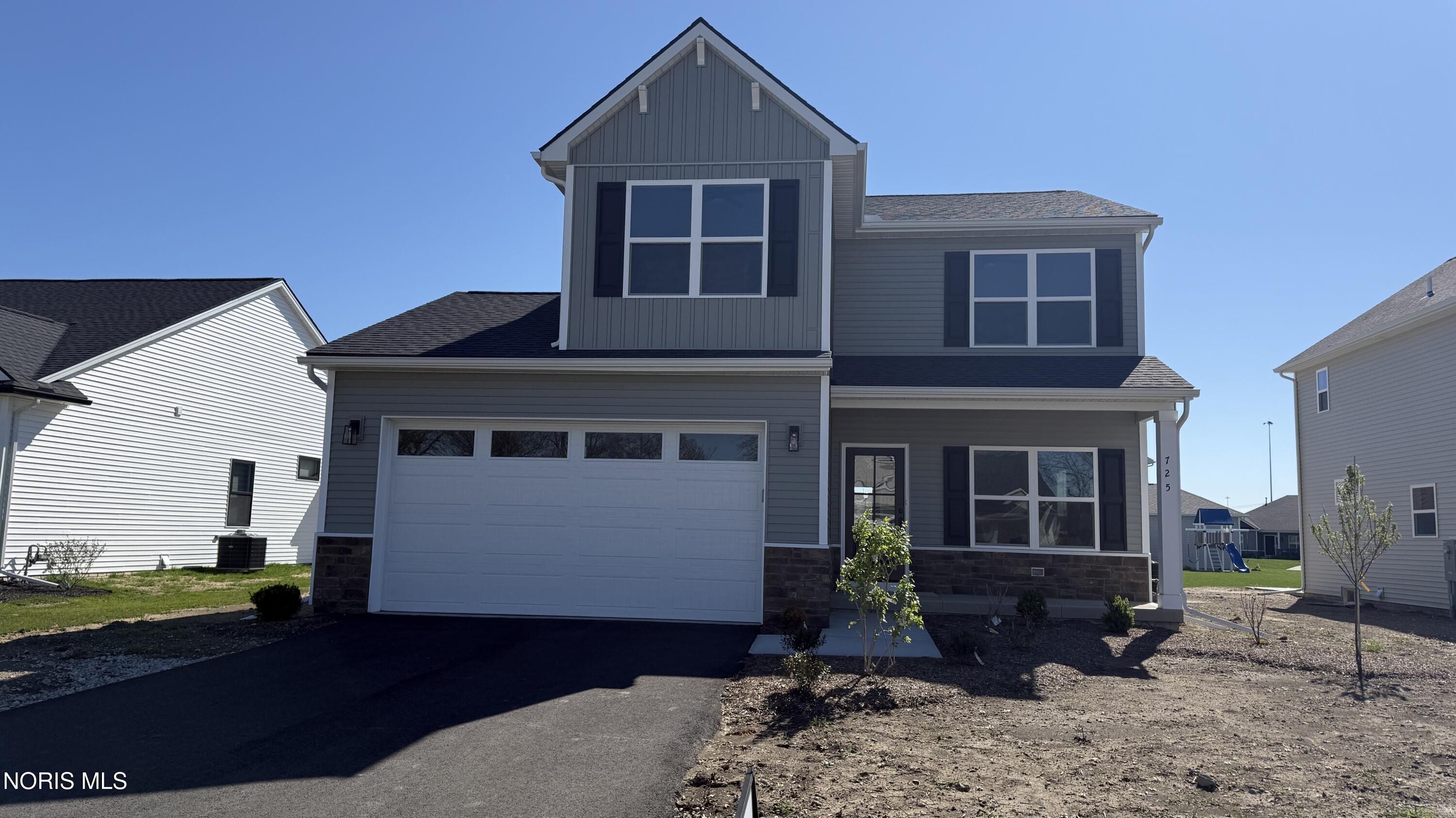 725 W Ironwood Drive