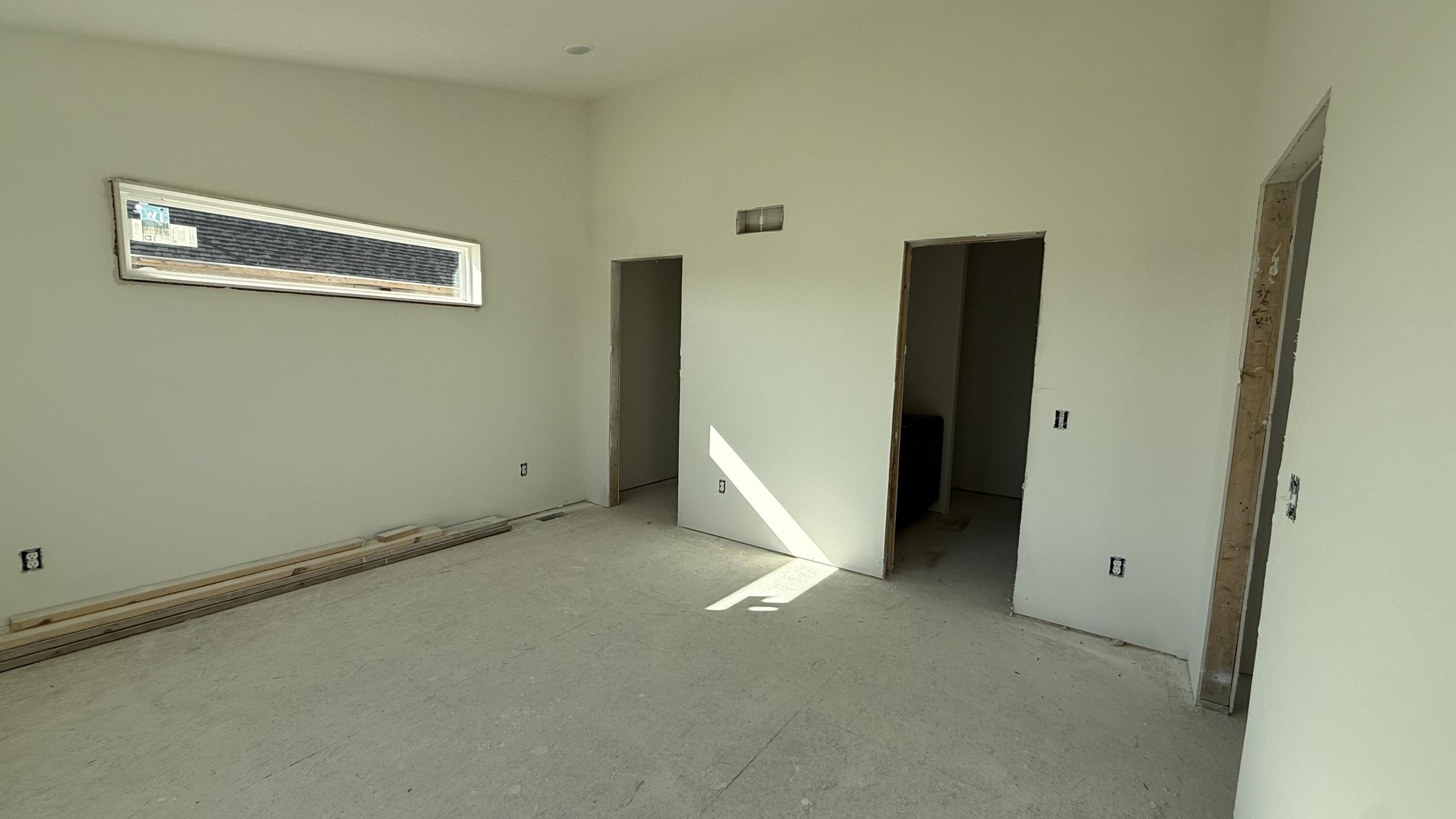 725 W Ironwood Drive