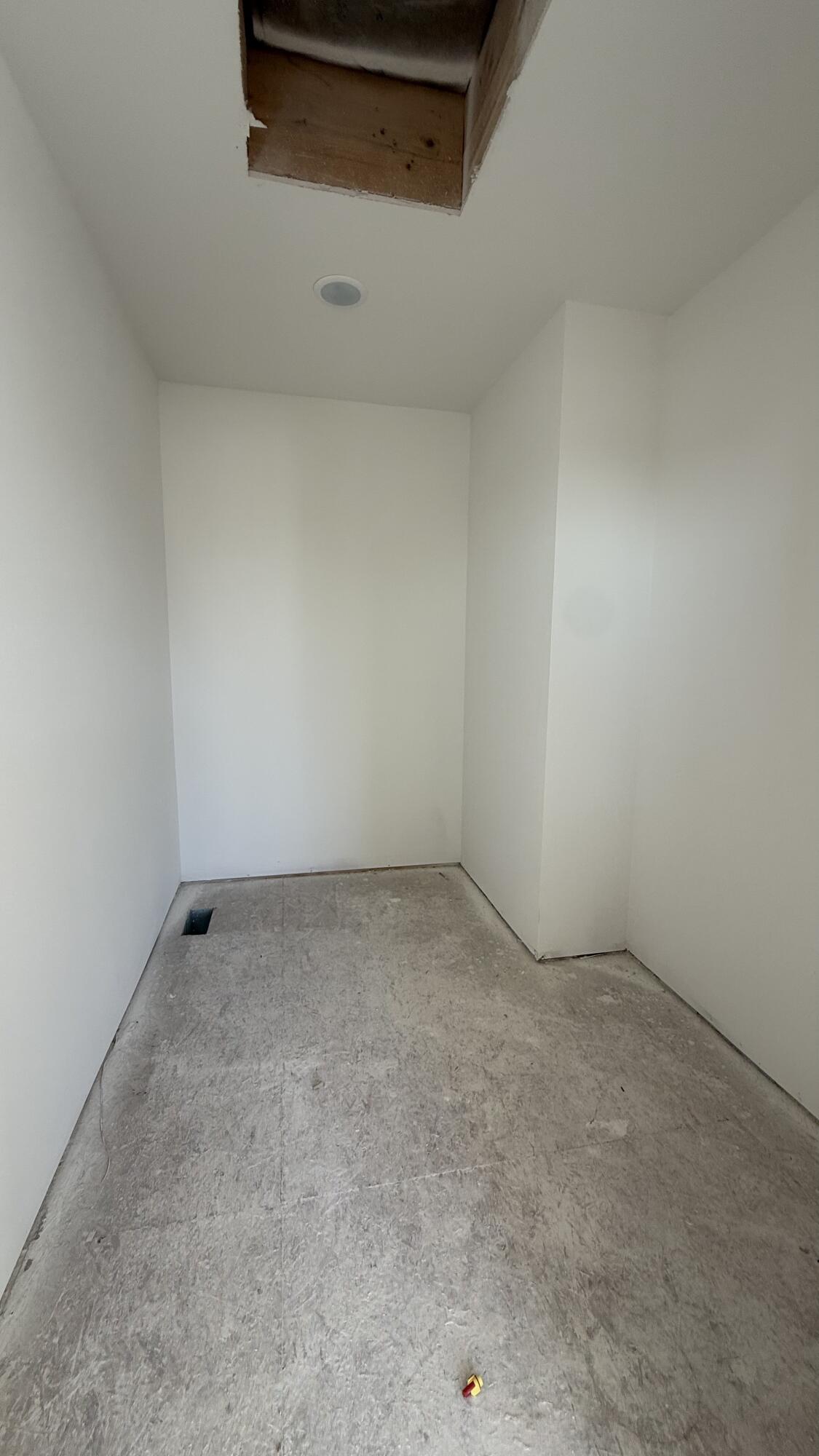 725 W Ironwood Drive