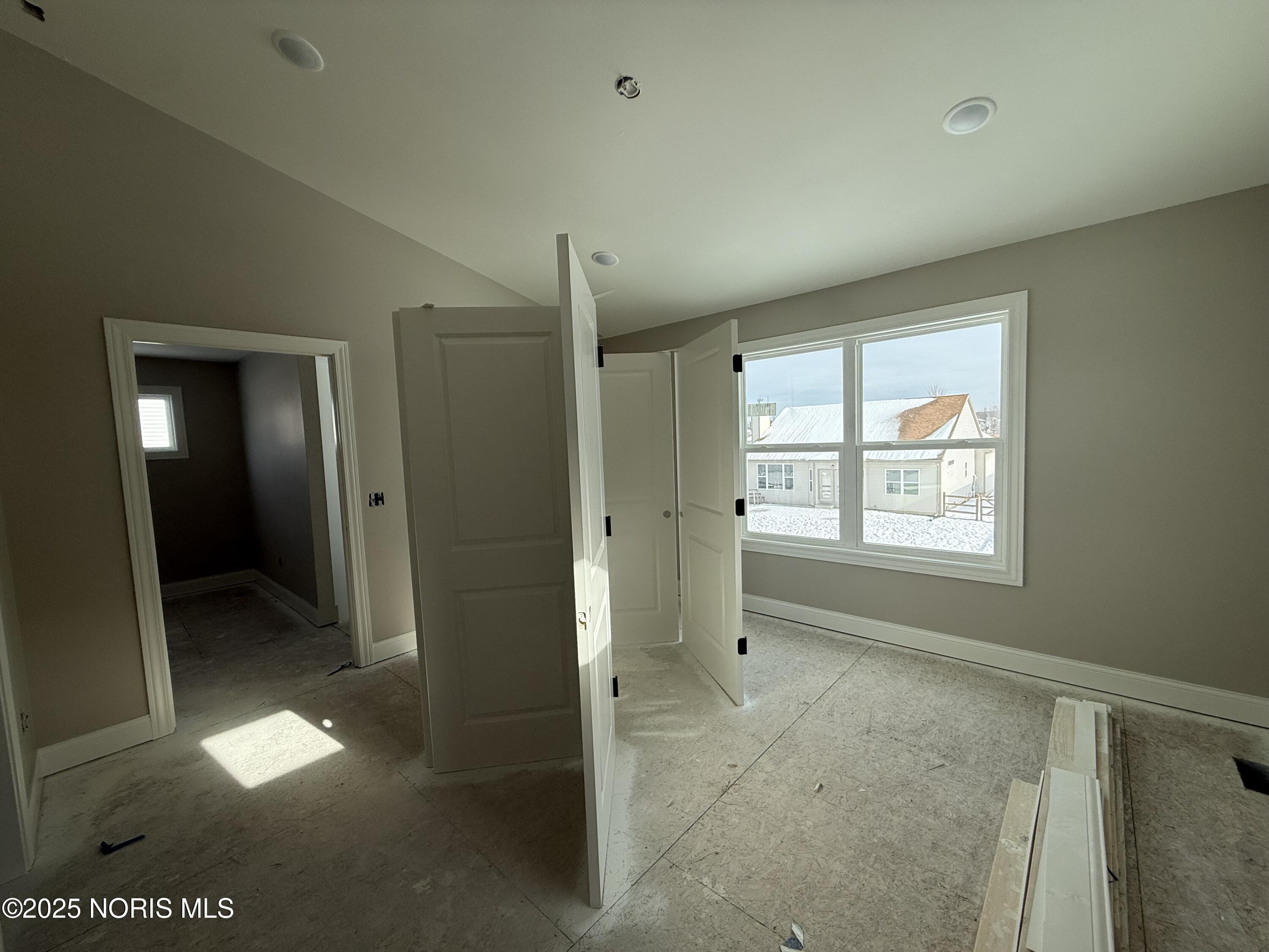 725 W Ironwood Drive