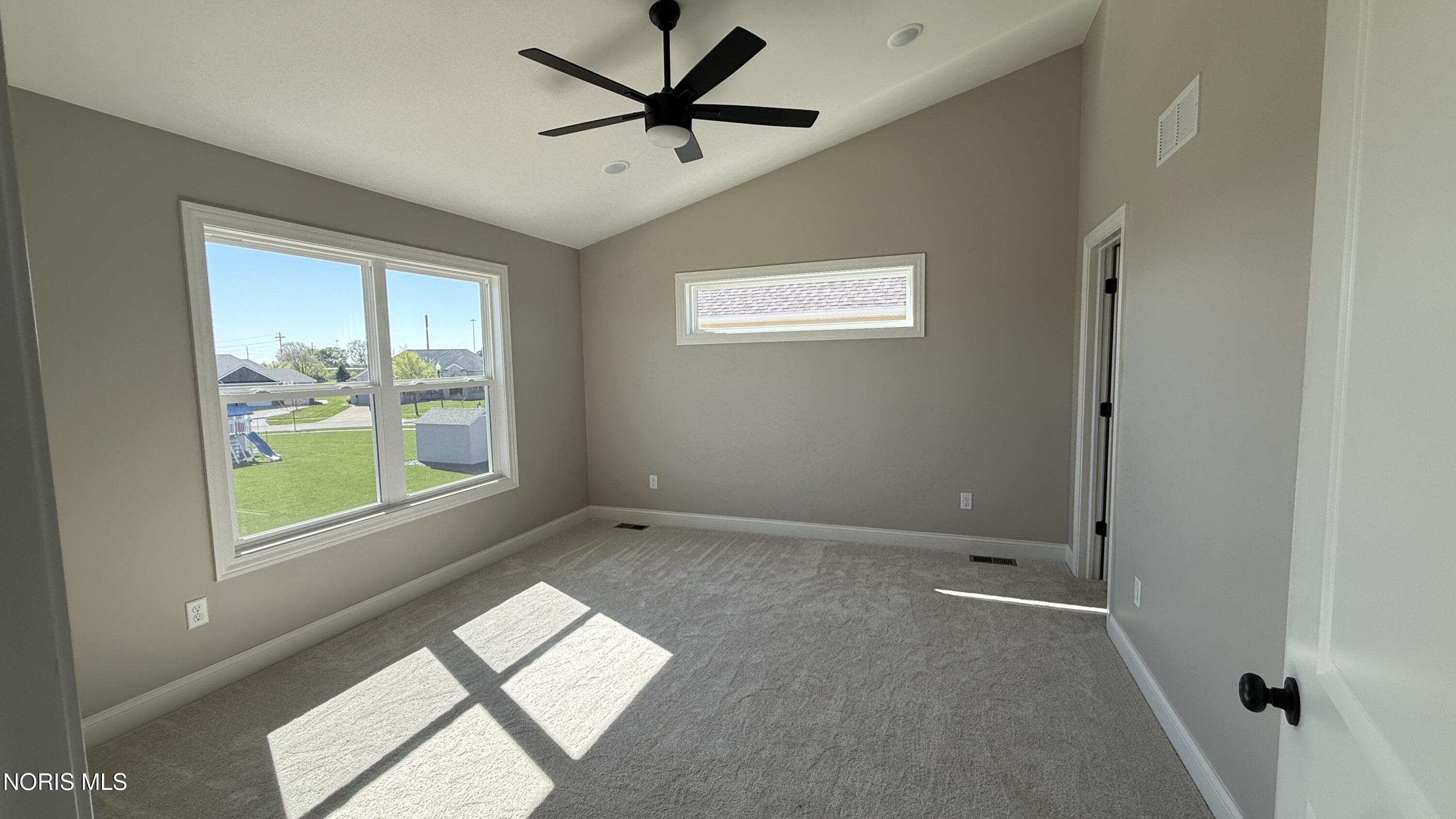 725 W Ironwood Drive